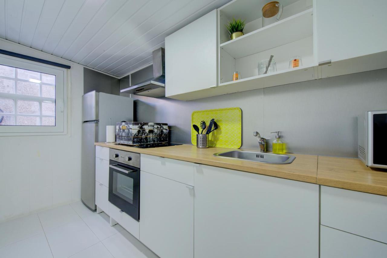 Posh Residences Guimaraes Bagian luar foto