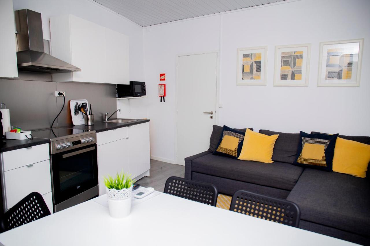 Posh Residences Guimaraes Bagian luar foto