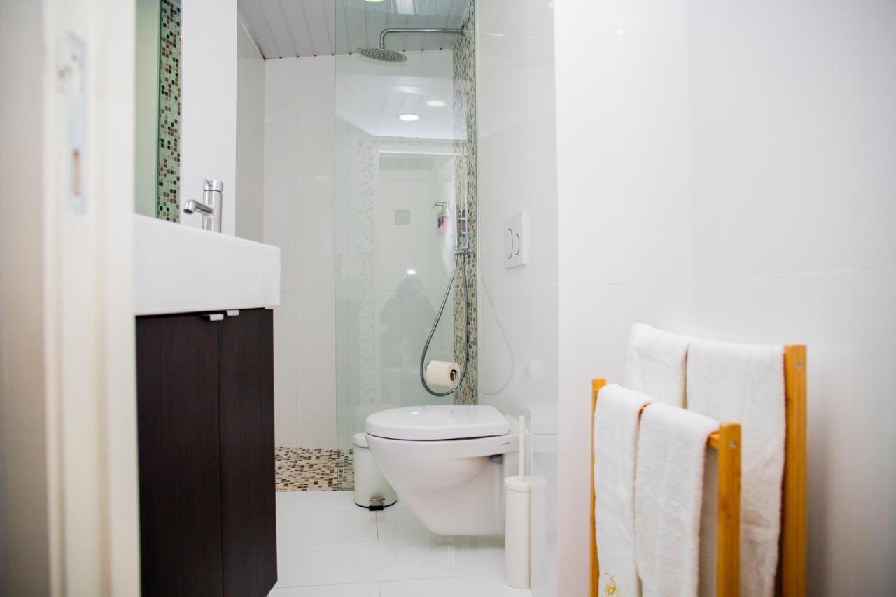 Posh Residences Guimaraes Bagian luar foto
