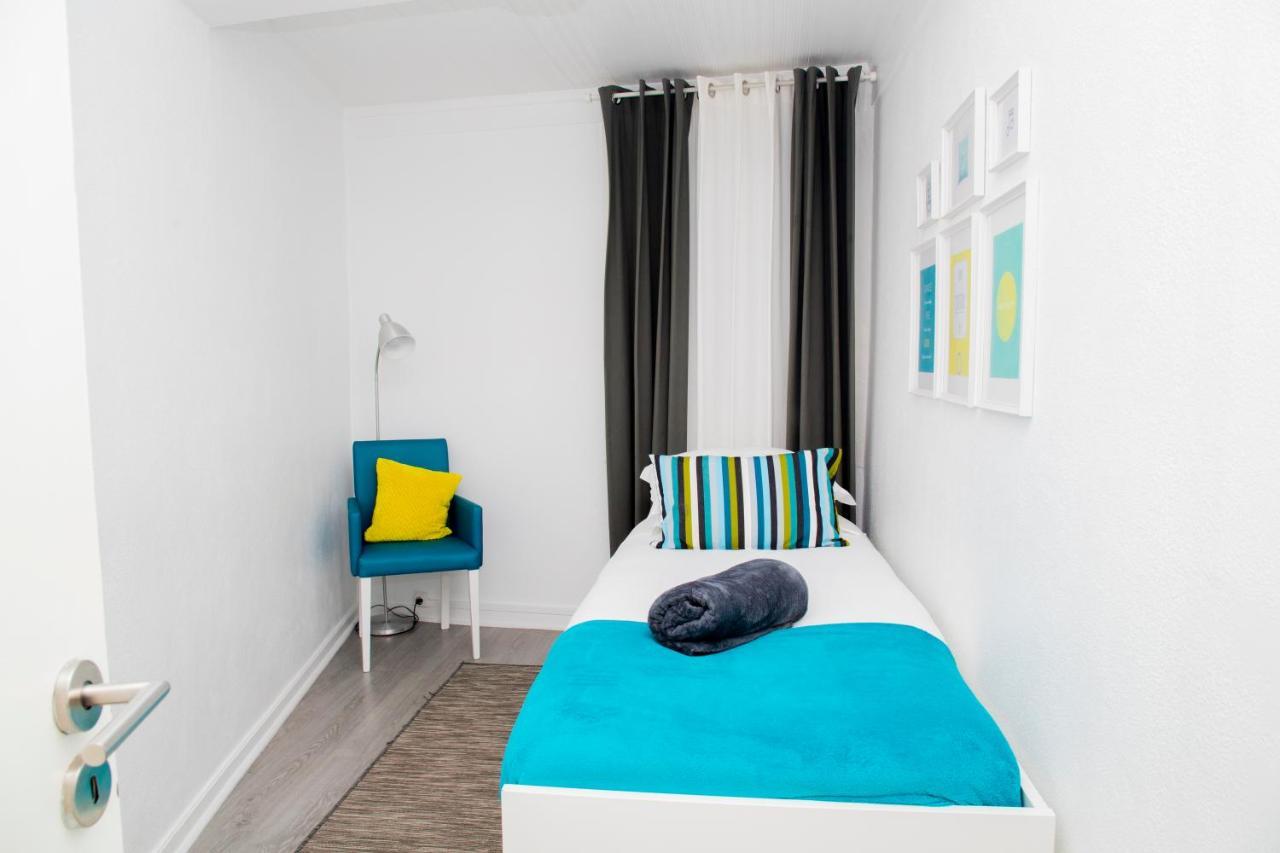 Posh Residences Guimaraes Bagian luar foto